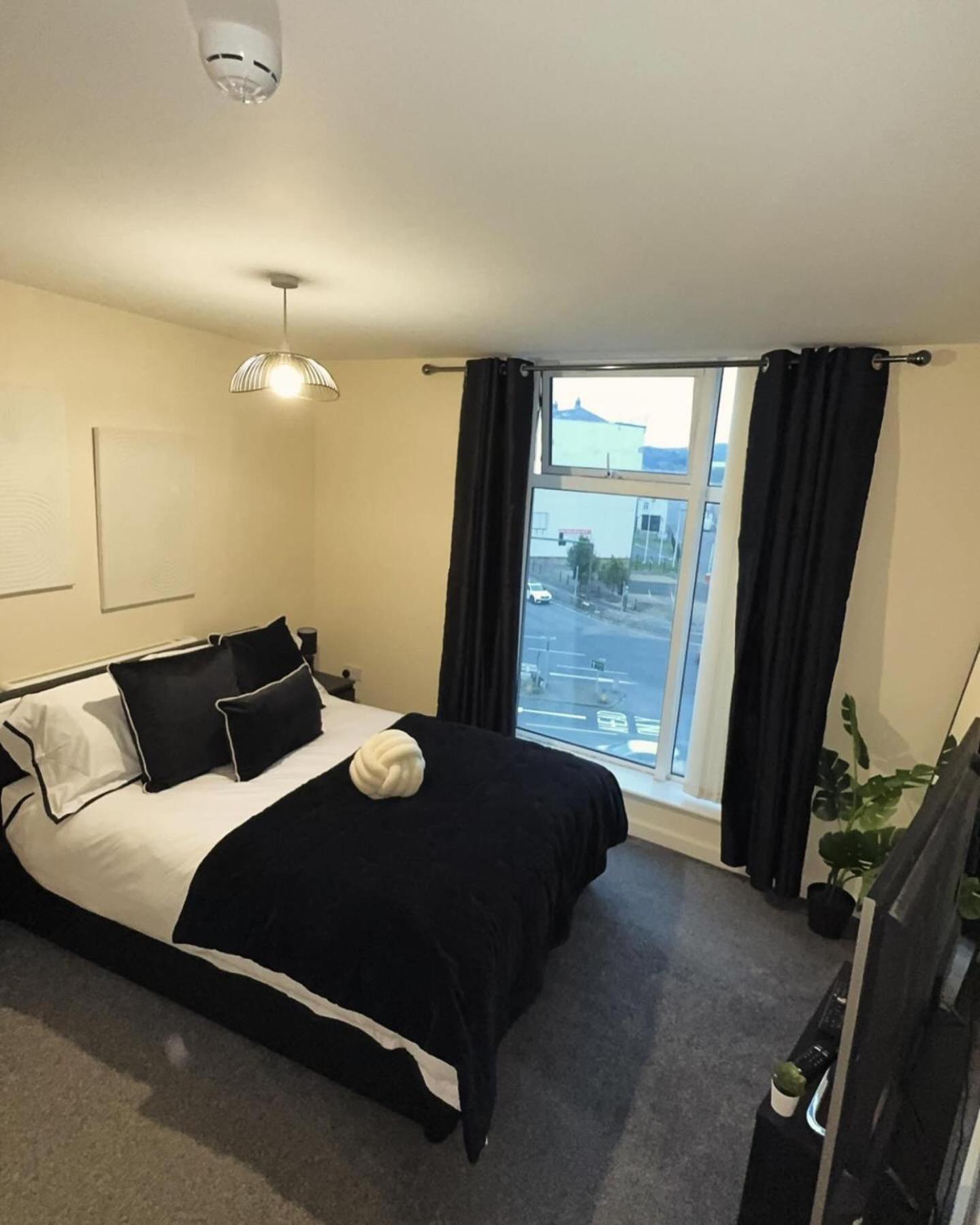 Am Apartments Bradford  Luaran gambar