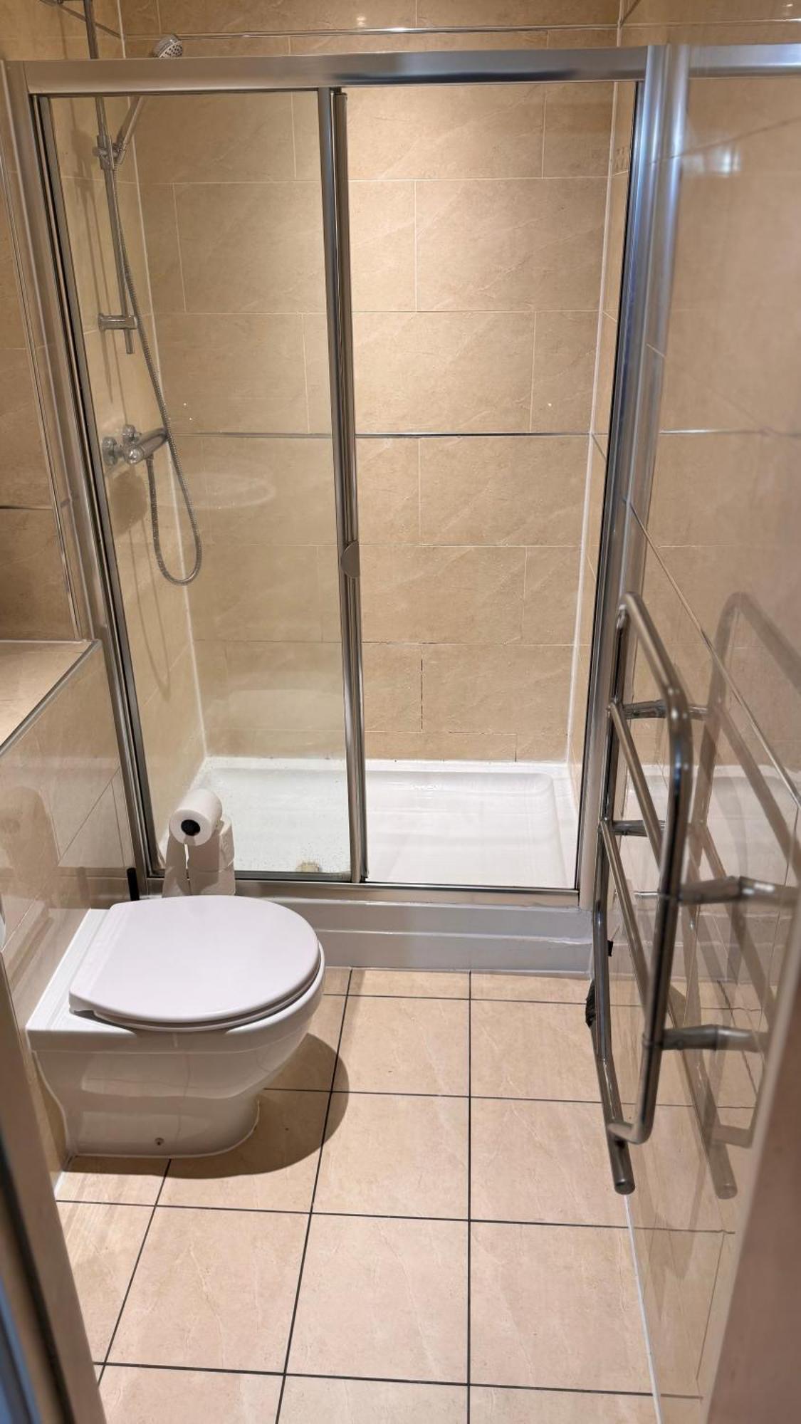 Am Apartments Bradford  Luaran gambar